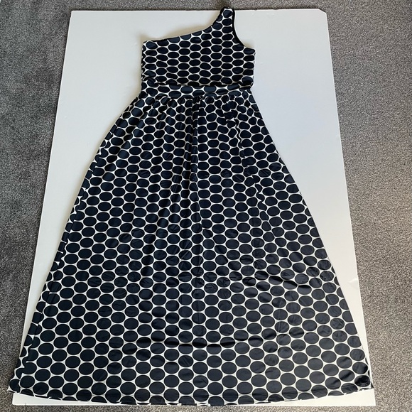 Zinzane Dresses & Skirts - Women Lovely Black with Big White Dots One-shoulder Maxi Dress Stretchy Fabric